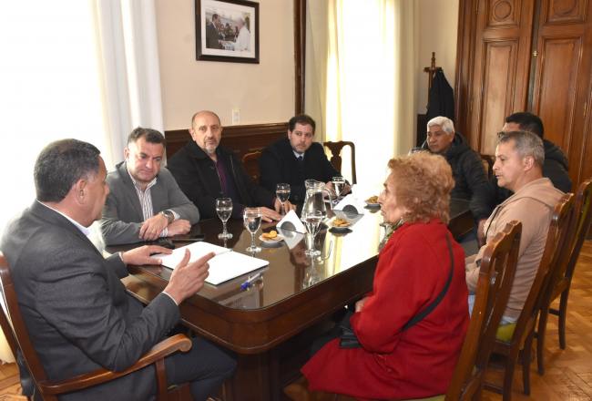 Reunió por las paritarias de los empleados Estatales.